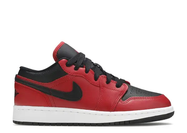 Jordan 1 Low Reverse Bred Pebbled Swoosh (GS)